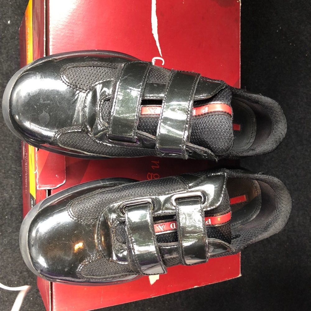 Pradas - Picture 3 of 8